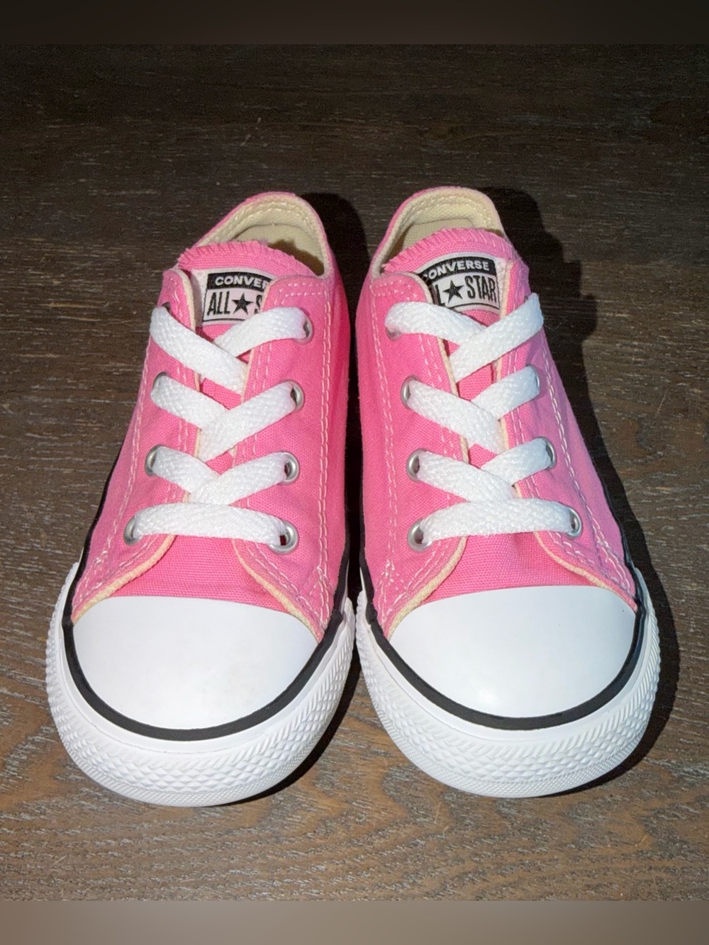Pink Converse All Star Chuck Taylor Low Top Sneakers size 8
